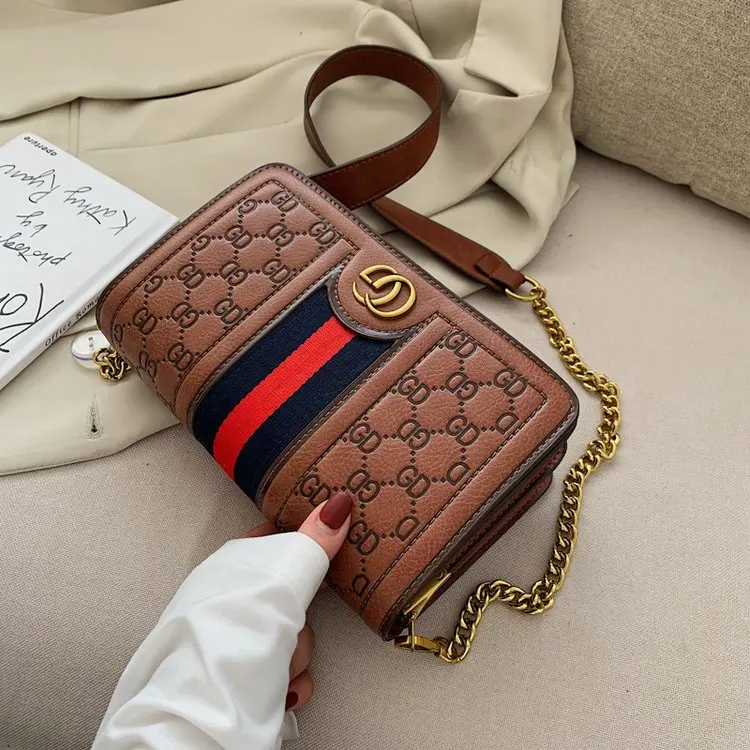 

2021 summer new women's bag one-shoulder stiletto synthetic leather one-shoulder bag small square bag PU lock