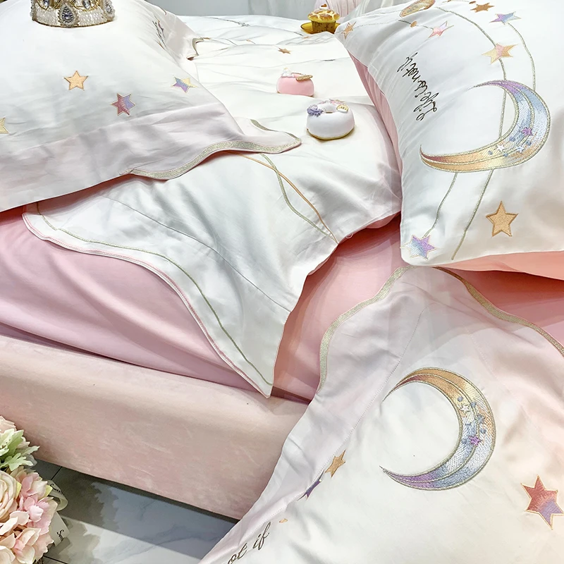 

New Luxury 4/6pcs Moon Starry Sky And Daisy Embroidery 60S Egyptian Cotton Bedding Set Duvet Cover Bed sheet Pillowcases