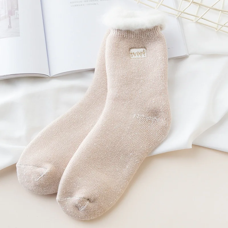 khaki socks Helisopus новые осенние зимние толстые теплые носки Женские однотонные кавайные рождественские носки коралловые бархатные Пушистые Носки - Цвет: khaki socks