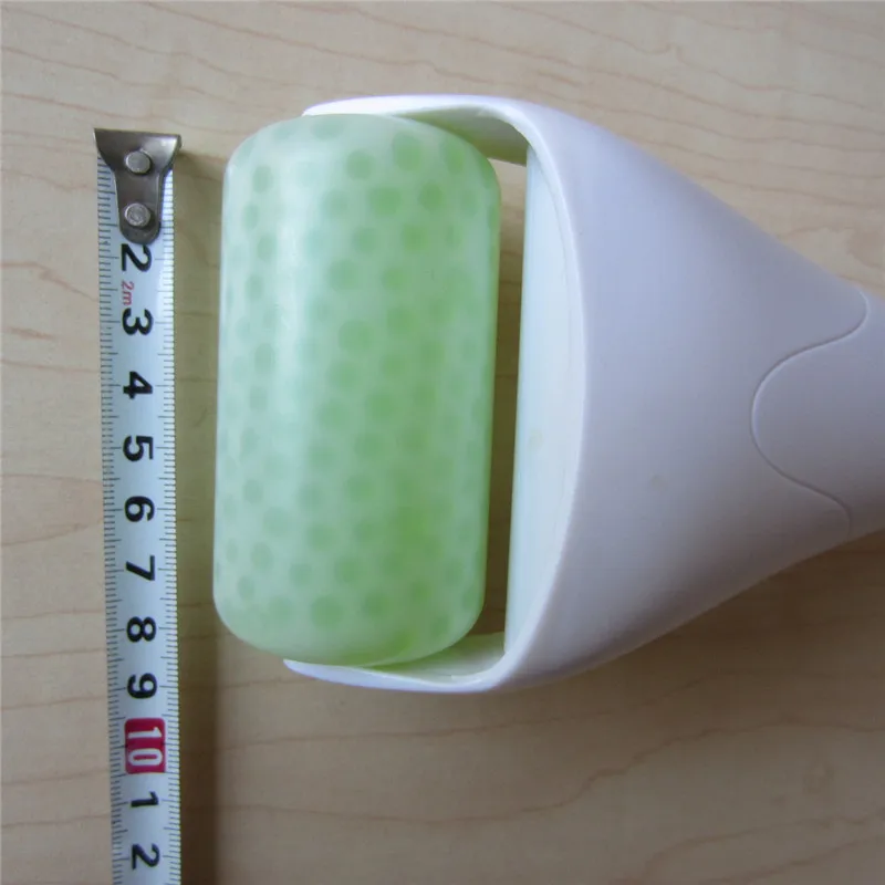 Роликовый массажер для ухода за лицом | Красота и здоровье