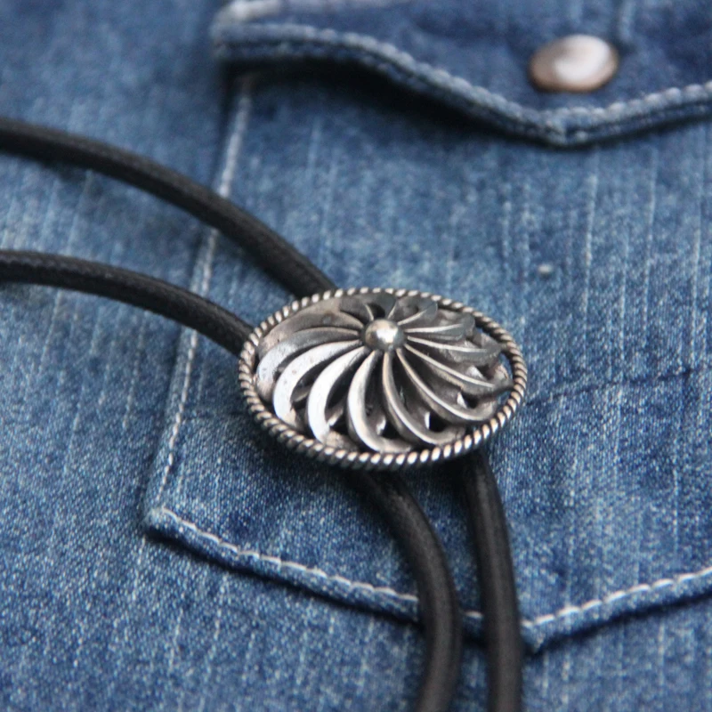 

Original designer bolotie stainless steel rope alloy pendant bolo tie for men personality neck tie fashion accessory