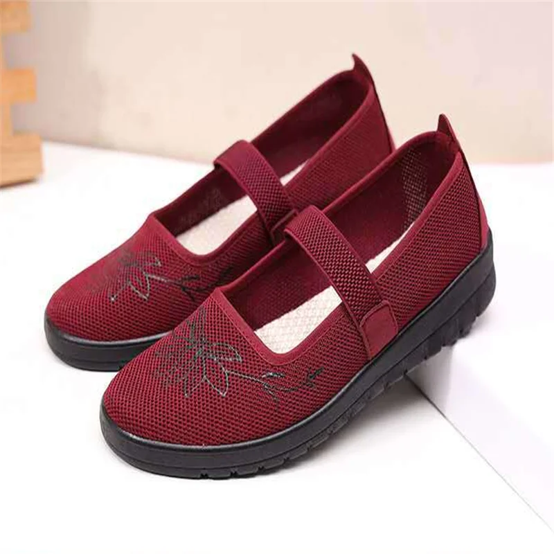 

Black generation old Beijing cloth shoes women's shoes hotel supermarket work single shoes flat soft bottom square dance shoes 5