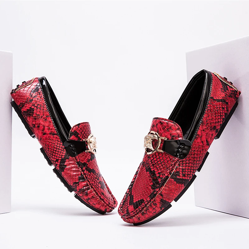

Hot Sale Driving Shoes Fashion Snakeskin pattern men loafers Big Size 38-48 Boat Footwear Silver&Red Soft Mocasines Metal Eagle