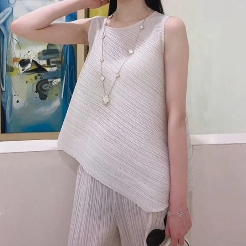 

Ladies Summer Miyak Pleated Clothes Set Sleeveless Irregular Tank Top Carrot Pants Casual Loose Plus Size 2 Piece Suit Women