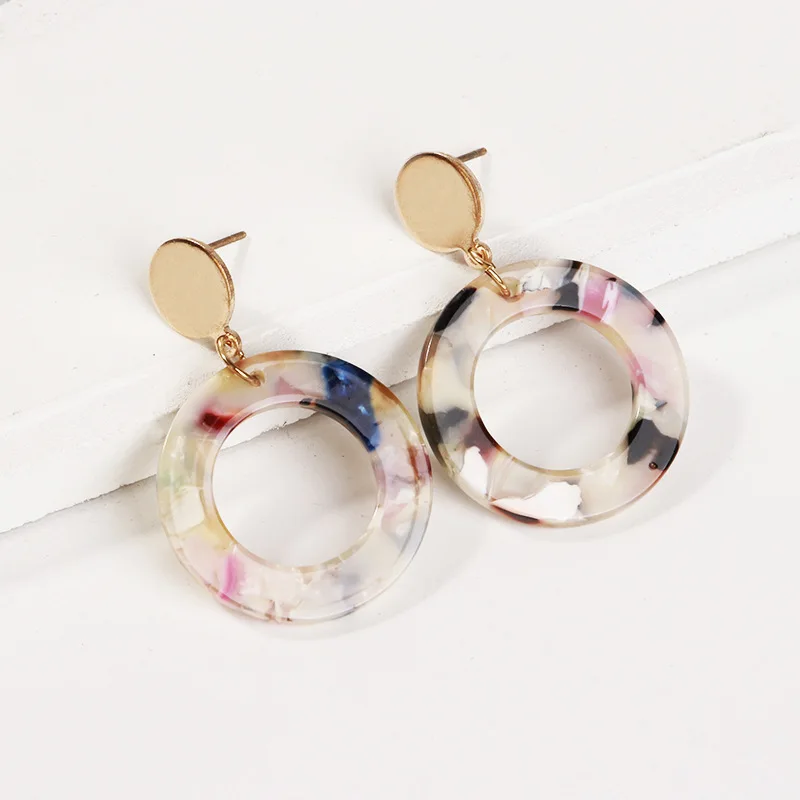 

2020 Korean Fashion Style New Earrings All-match Hollow Round Multicolor Pattern Resin Acetate Plate Earrings Women's Clothing