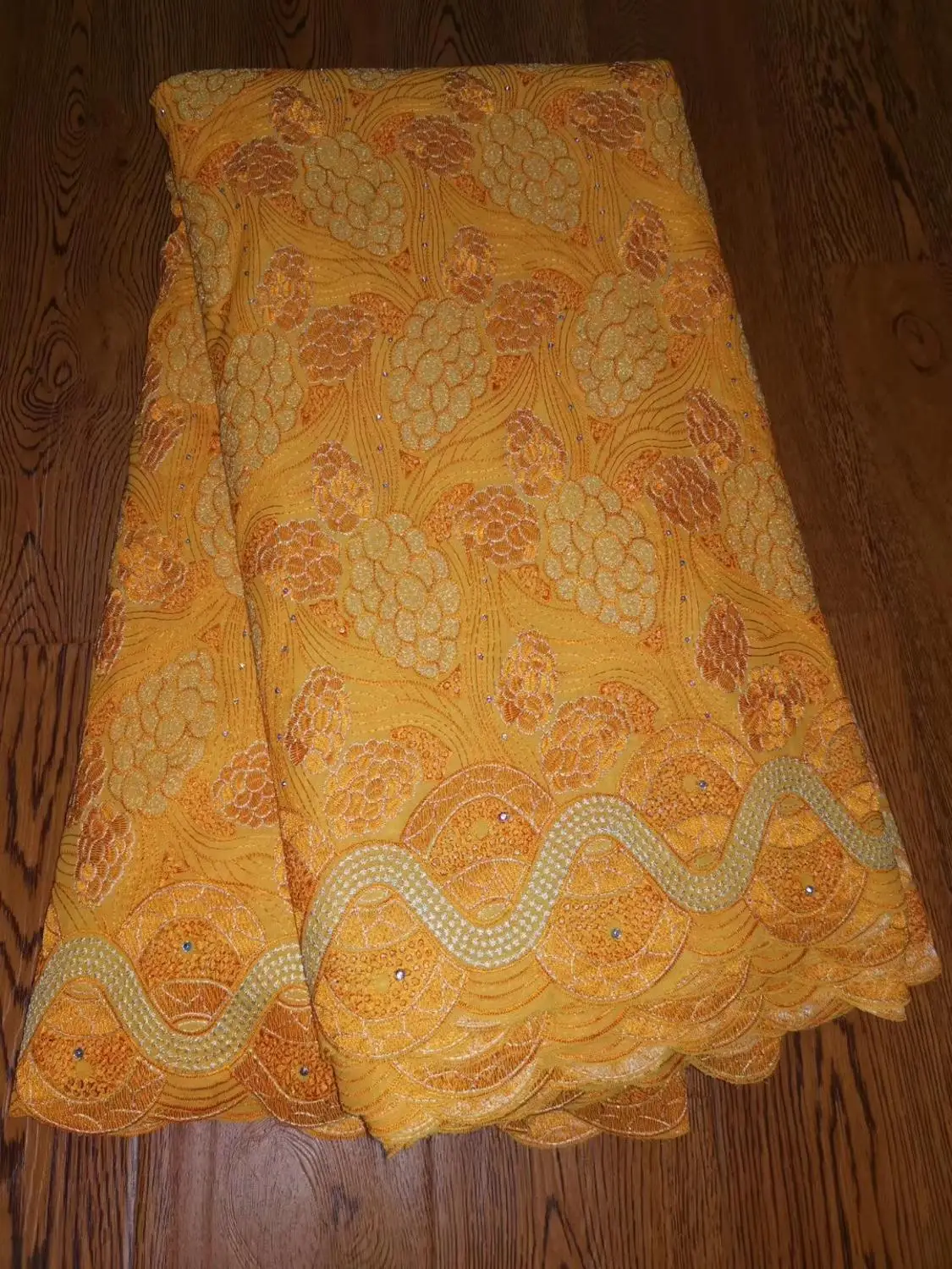 2019 новый дизайн ярко красный цвет вышивка виноградом нигерийская кружевная