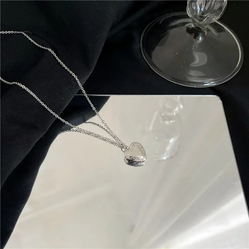 

Exquisite Peach Heart Pendant Necklace for Women Clavicle Necklace Fashion Personality Jewelry