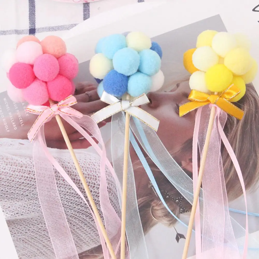 Зимние креативные красочные с маленькими пушистыми помпончиками для мяч торт