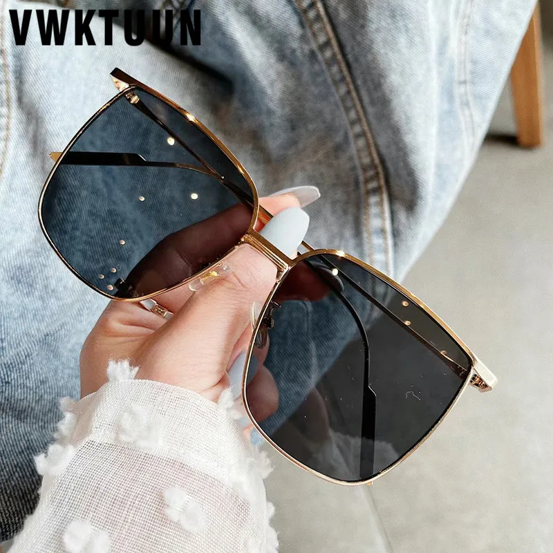 

Женские квадратные солнцезащитные очки в металлической оправе UV400