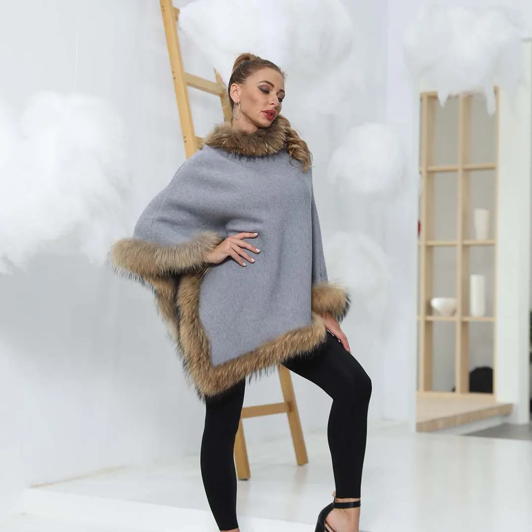 

Winter Natural Women Poncho High Quality Warm Capes Raccoon Hair At Neckline And Hem