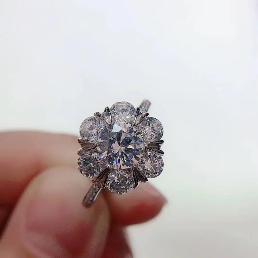 

925 Sterling Silver Romantic Flower Bud Brilliant Cut Diamond Test Past 1 ct D Color VVS1 Moissanite Ring Women Gemstone Rings