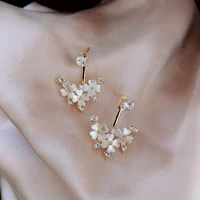 fashion geometric crystal acrylic petals stud earrings lady popular joker separate wear earrings women wedding jewelry vintage