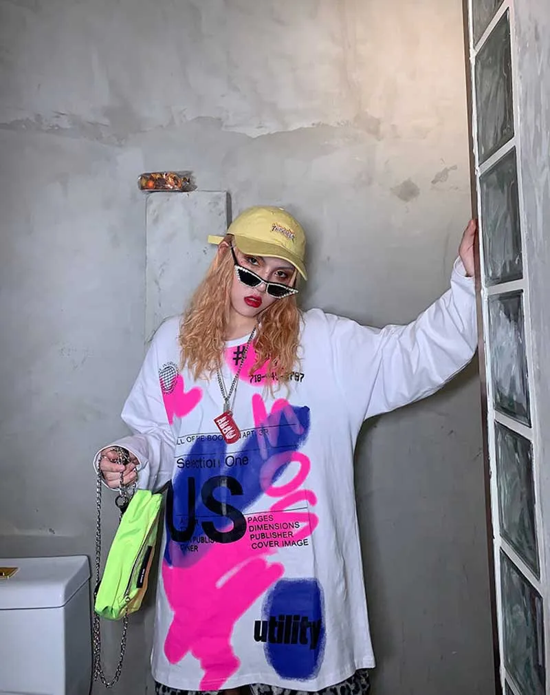 Футболка NiceMix с длинным рукавом и принтом граффити Женская свободная облегающая