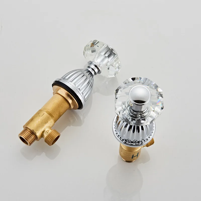 Роскошный хромированный смеситель для раковины с тремя отверстиями латунный