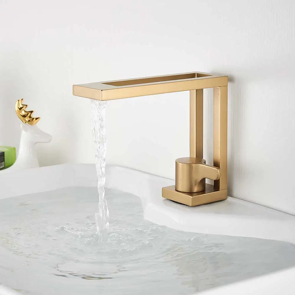 Brushed Golden Креативный дизайнерский бассейн кран квадратный Матовый Золотой Умывальник для ванной комнаты Смеситель кран на бортике холодной и горячей воды - Цвет: Brushed Golden