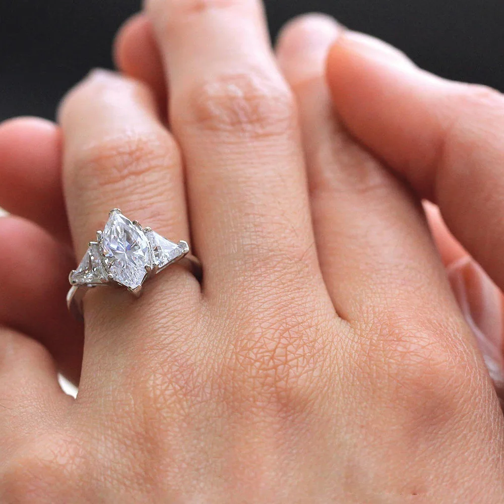 Горячее предложение 5 Ct Ms. Three Stone обручальное кольцо Brilliant SONA Marquise Pear Cut из