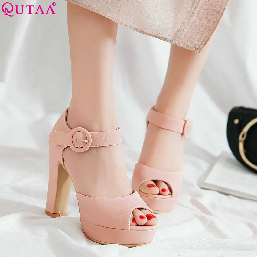 Женские туфли с открытым носком QUTAA черные повседневные туфли-лодочки на высоком