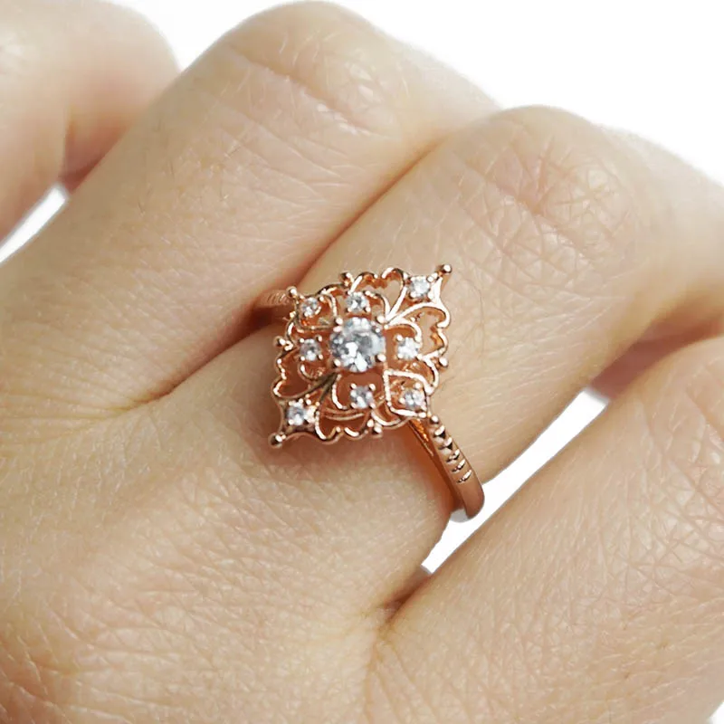 JYA Retro Women Rings Baroque Style Luxury Rose Golden Flower Shape Wedding Ring Statement Jewellery Vintage Diamante Accessory
