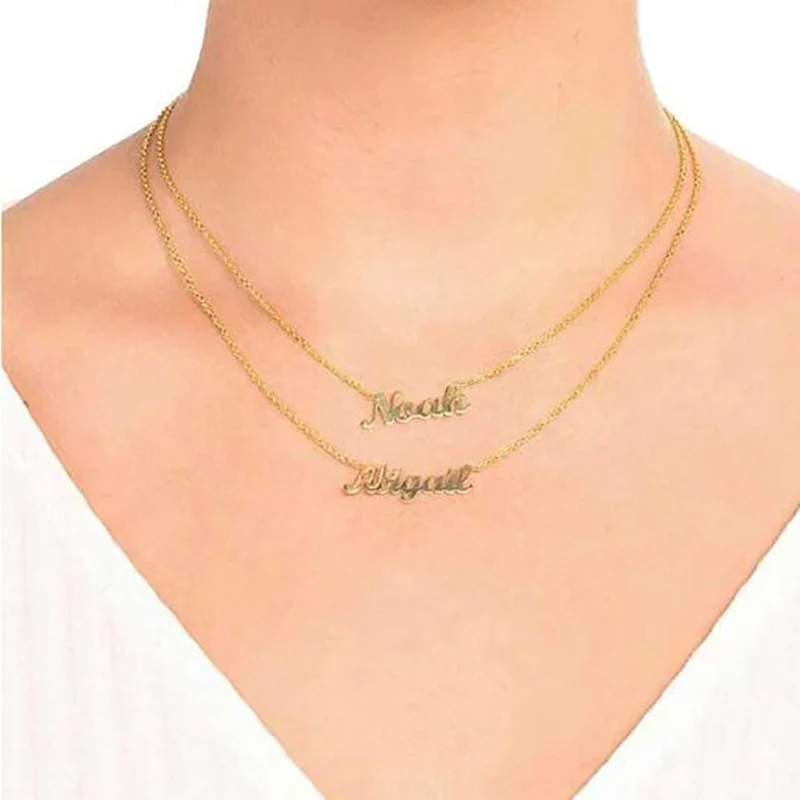 Двухслойное женское колье под заказ чокер золотого цвета с надписью