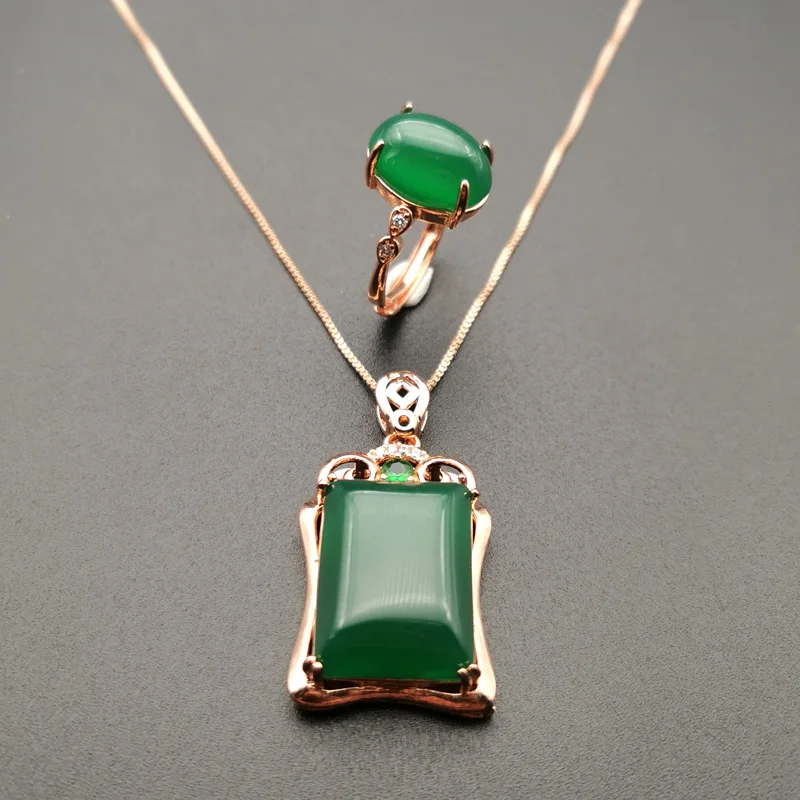 

Женский комплект из колье и серёг, из серебра 925 пробы