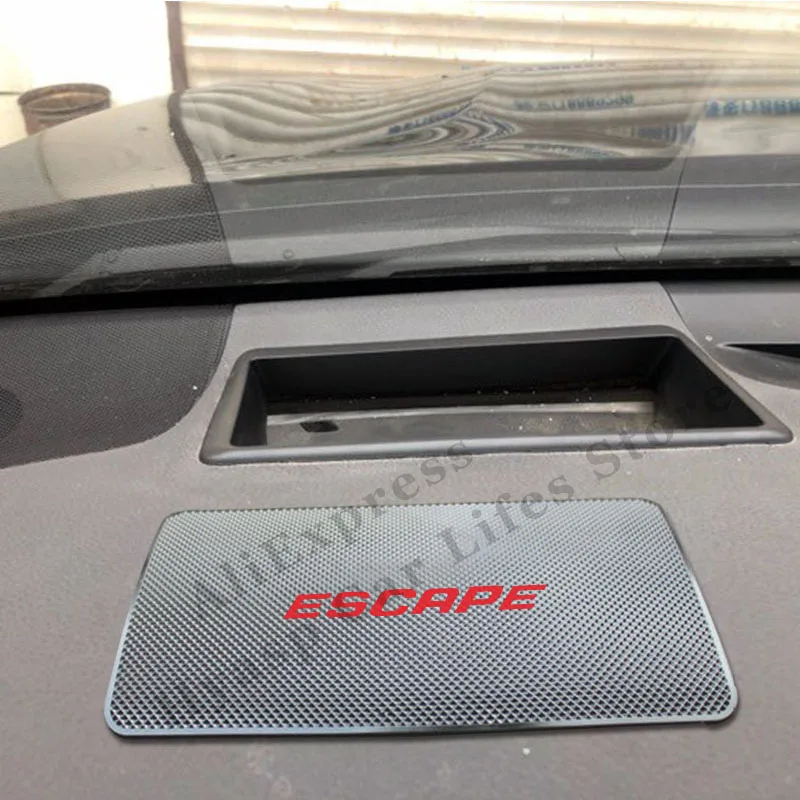

Автомобильный нескользящий коврик для приборной панели Ford ESCAPE, держатель телефона, силикагелевые Нескользящие коврики, 2 шт.