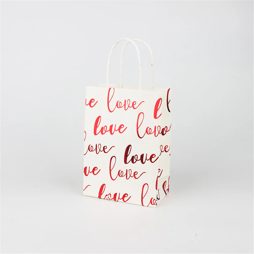 

2021 New Valentine's Day Wedding Red Letter Love Pattern Bronzing White Kraft Paper Bag Gift Bag For Party Supplies Wholesale