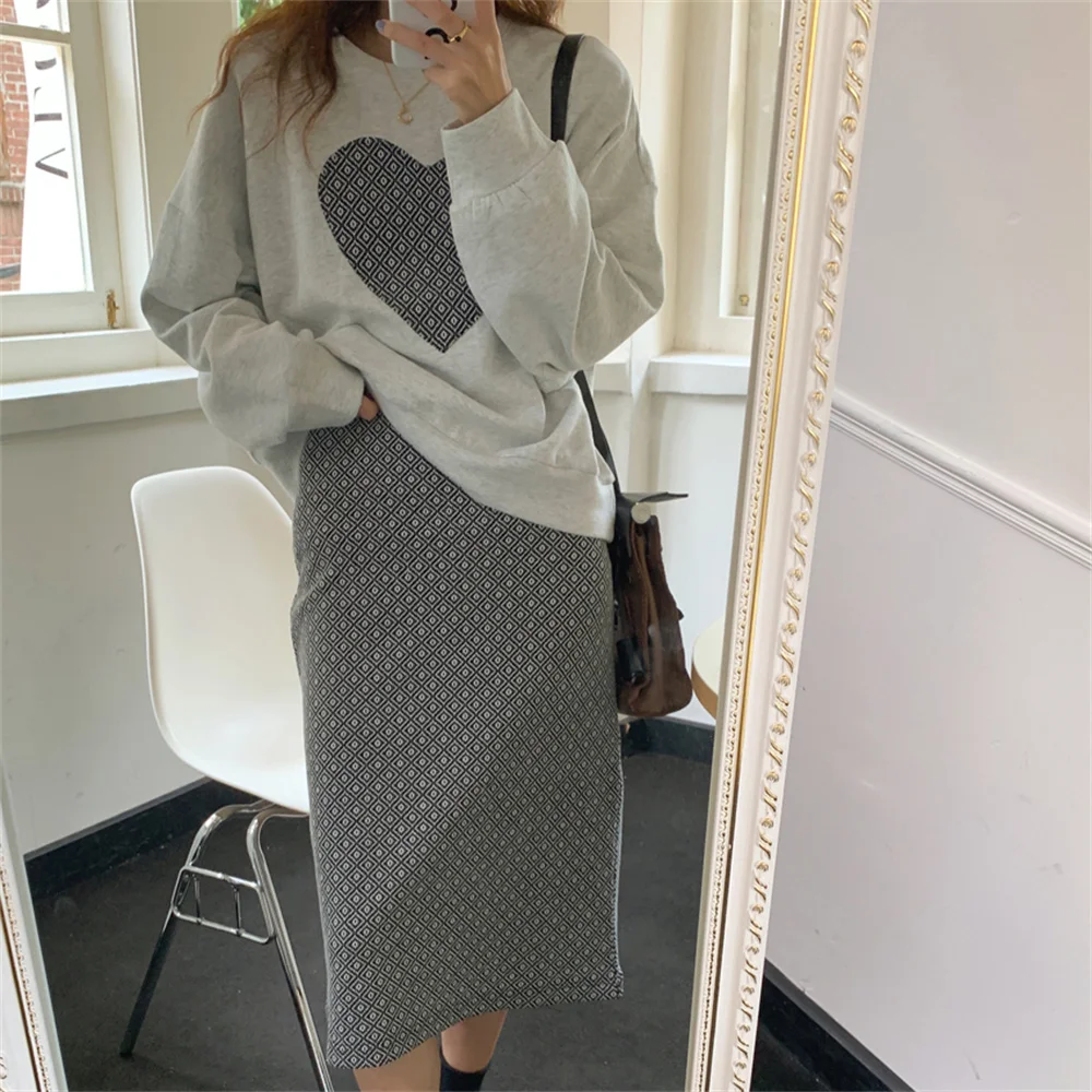 

Autumn New Fashion Two Pieces Sets Loose Korea Sweatshirts Casual Hot Women Elastic Waist Printed Mid-Length Skirts