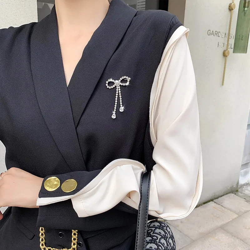 FFLACELL 2019 Korean Luxury Chic Shiny Square Bow Pearl Rhinestone Brooch for Women Girls Gift Party Jewelry | Украшения и