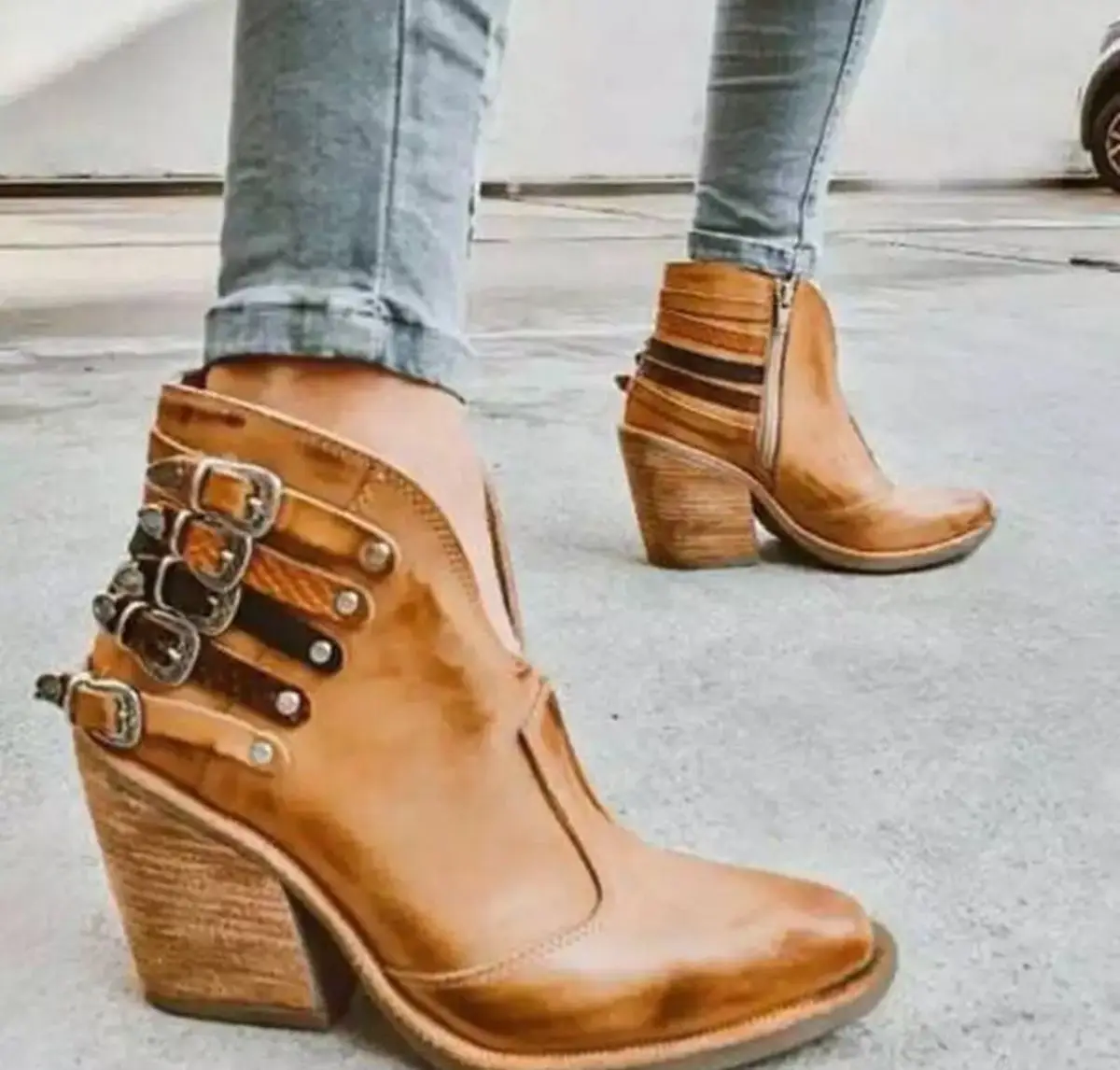 

2020 Autumn and winter new low tube pointed toe thick heel side zipper belt buckle Martin boots size 43 women shoes