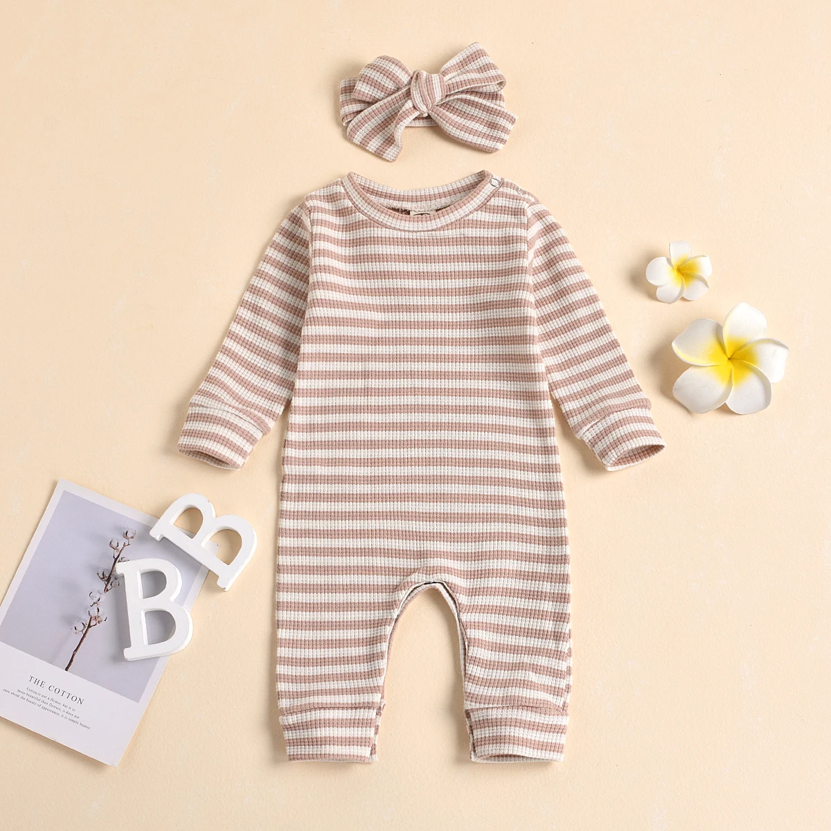 

Newborn Long Sleeve Romper Horizontal Stripe Printing Classic Round Neck Ribbed Closing Sping Clothing