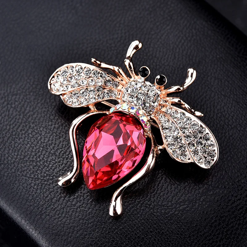 Woman Accessories Gold Bee Brooches CZ Rhinestone Red Crystal Luxury Pins For Women Famous Brand Broches Mujer CH19BRO811 | Украшения и