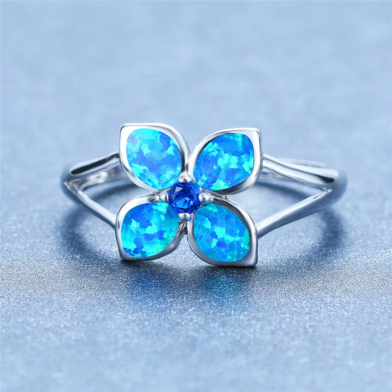 Кольцо женское обручальное с огненным опалом серебряная в стиле бохо цветов |