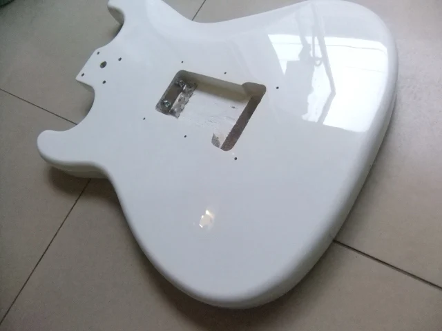 Оптовая продажа корпус гитары для электрогитары Stratocaster 130615-25 | Спорт и