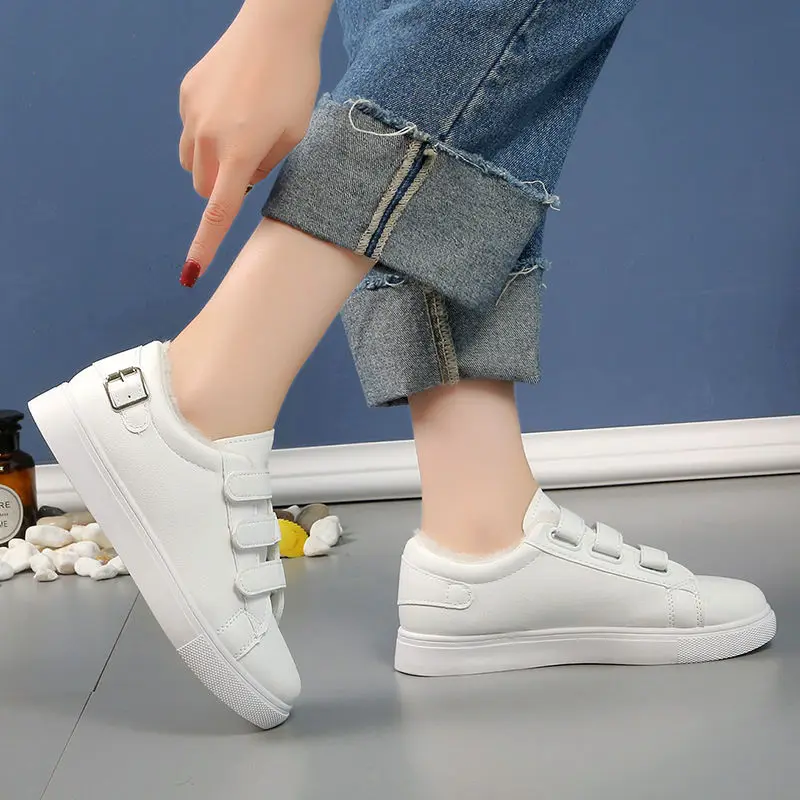 

Shoes Woman White Shoes Women's Versatile Casual Flat Shoes Korean-style Luxury Designer Plush Velvet Thick Warm Black