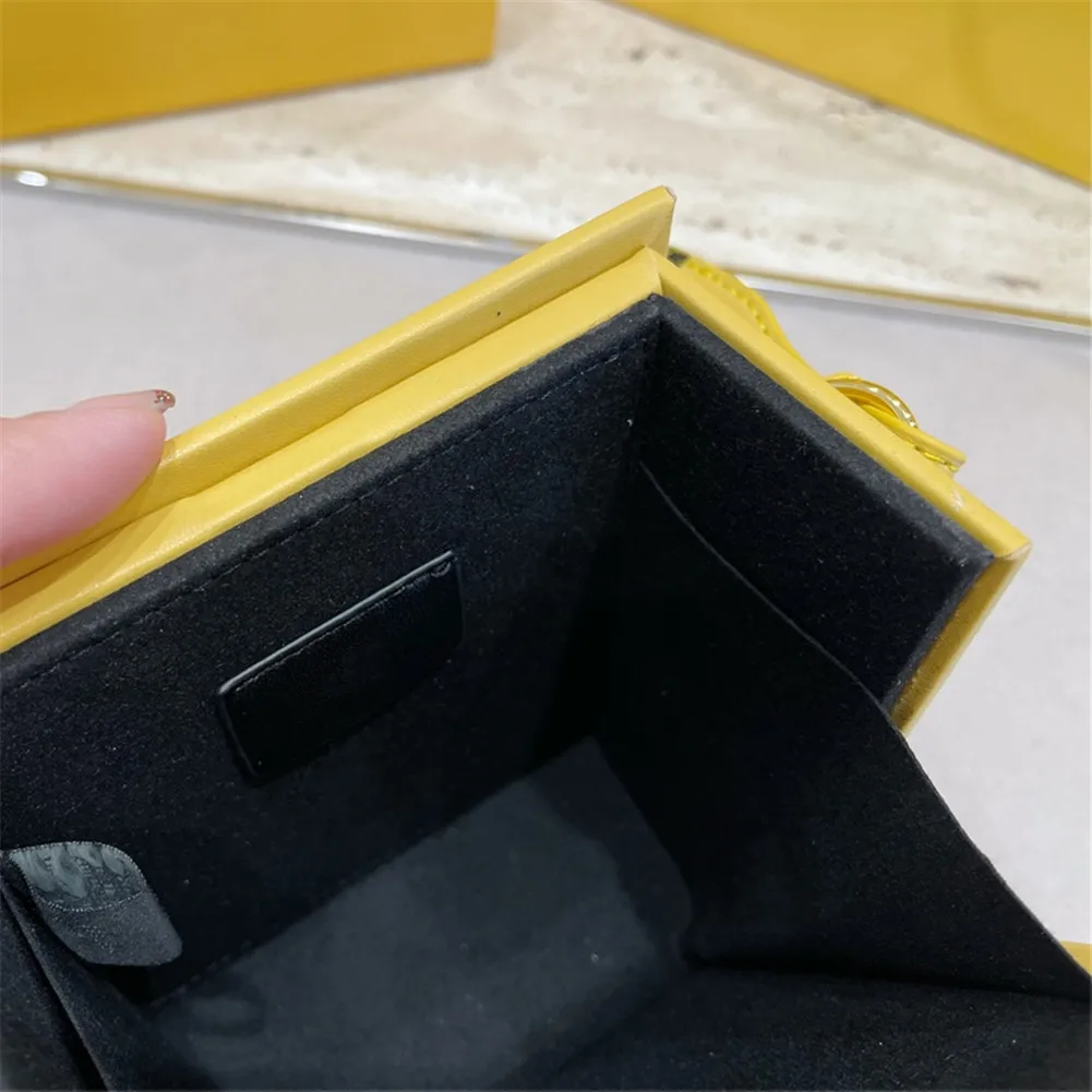 

2021 new leather large capacity computer bag fashion briefcase women's handbag