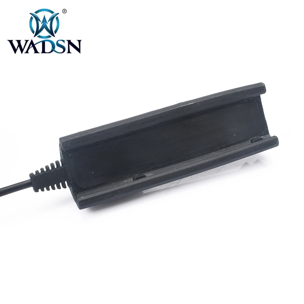 

WADSN M600C Tactical Flashlight Pressure Dual Function Tape Switch For M300 M951 M952 M600 Airsoft Torches WNE07010 Weapon Light