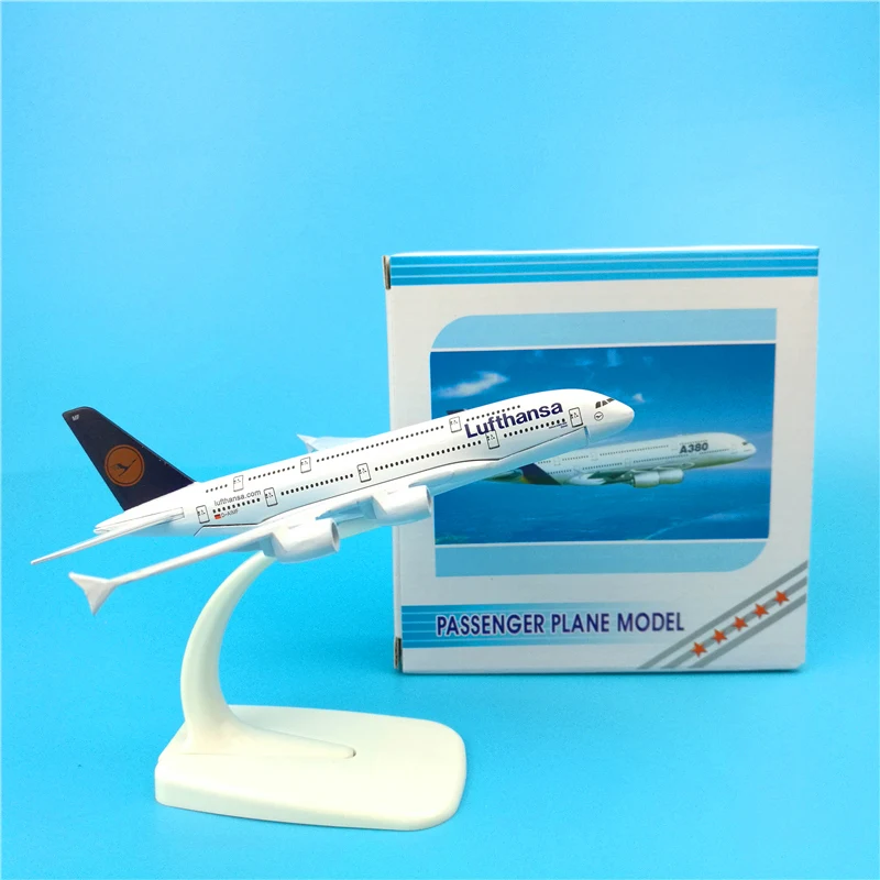 Модель самолета авиакомпании Lufthansa A380 из металлического сплава в масштабе 1:400 16