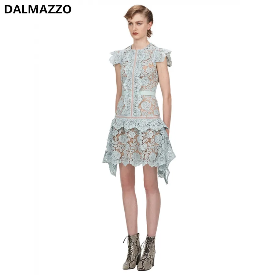 Автопортрет со шнуровкой женские туфли с перфорацией Модная одежда без рукавов