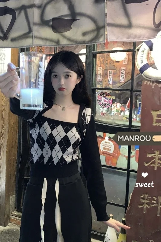 Трикотажный жилет с ромбовидными подтяжками внутри новый короткий кардиган