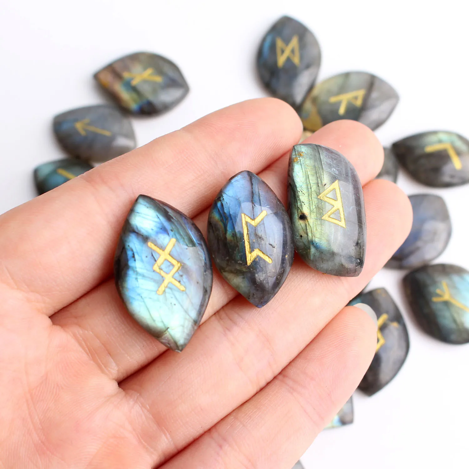 25 шт. высокое качество натуральное сердце лабрадорит хрустальные руны камни