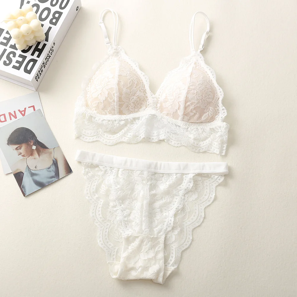 

Floral Lace Bra And Panty Set Seamless Women Underwear Padded Bralette Female Intimates Transparent Bra Briefs Sexy Lingerie