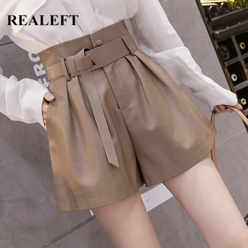 

REALEFT Black PU Faux Leather Women's Shorts Sashes 2021 New Autumn Winter High Waist Wide Leg Shorts Elegant Female Trousers