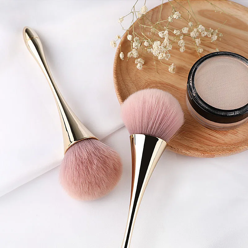 

Rose Gold Powder Blush Brush Professional Make Up Brush Soft Fur Multifunction Beauty Tools For Face Makeup For makeup artist