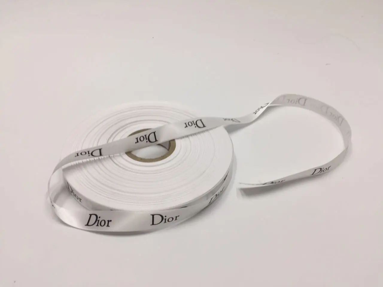 1cm dio white 2 метра английские буквы, лента, ленточный ремень, используемый для одежды, сумки, головные уборы, шляпа, есть другой знак, символ, лента DIY ручной работы - Цвет: 1cm dio white