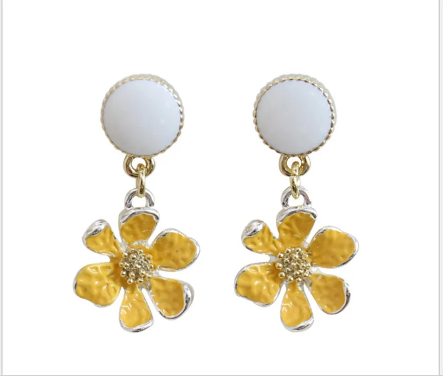 

925 Silver Needle Korean Temperament Simple Small Fresh Flower Earrings For Women Sensual Flower Earrings Jewelry Gift