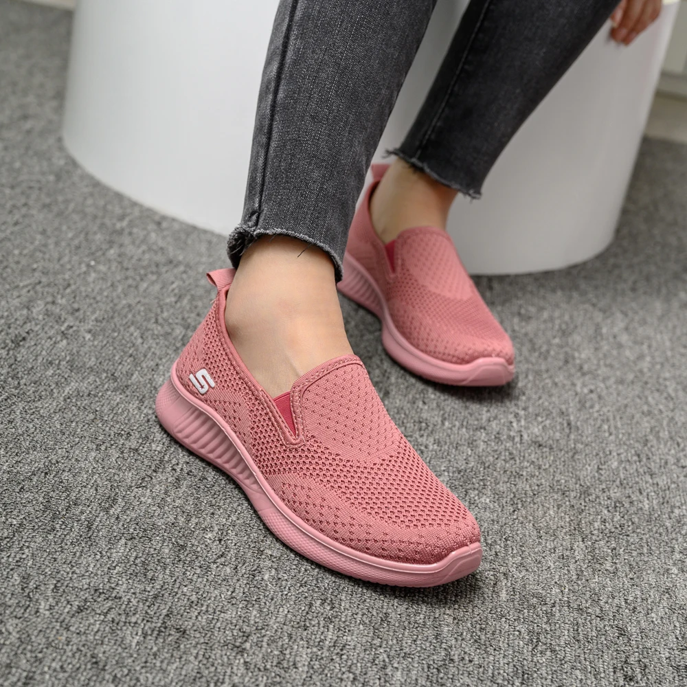

Summer Women Sneakers Slip On Soft Women's Shoes Flat Casual Sock Shoes Ladies Mesh Lofaers Fashion Vulcanize Shoes