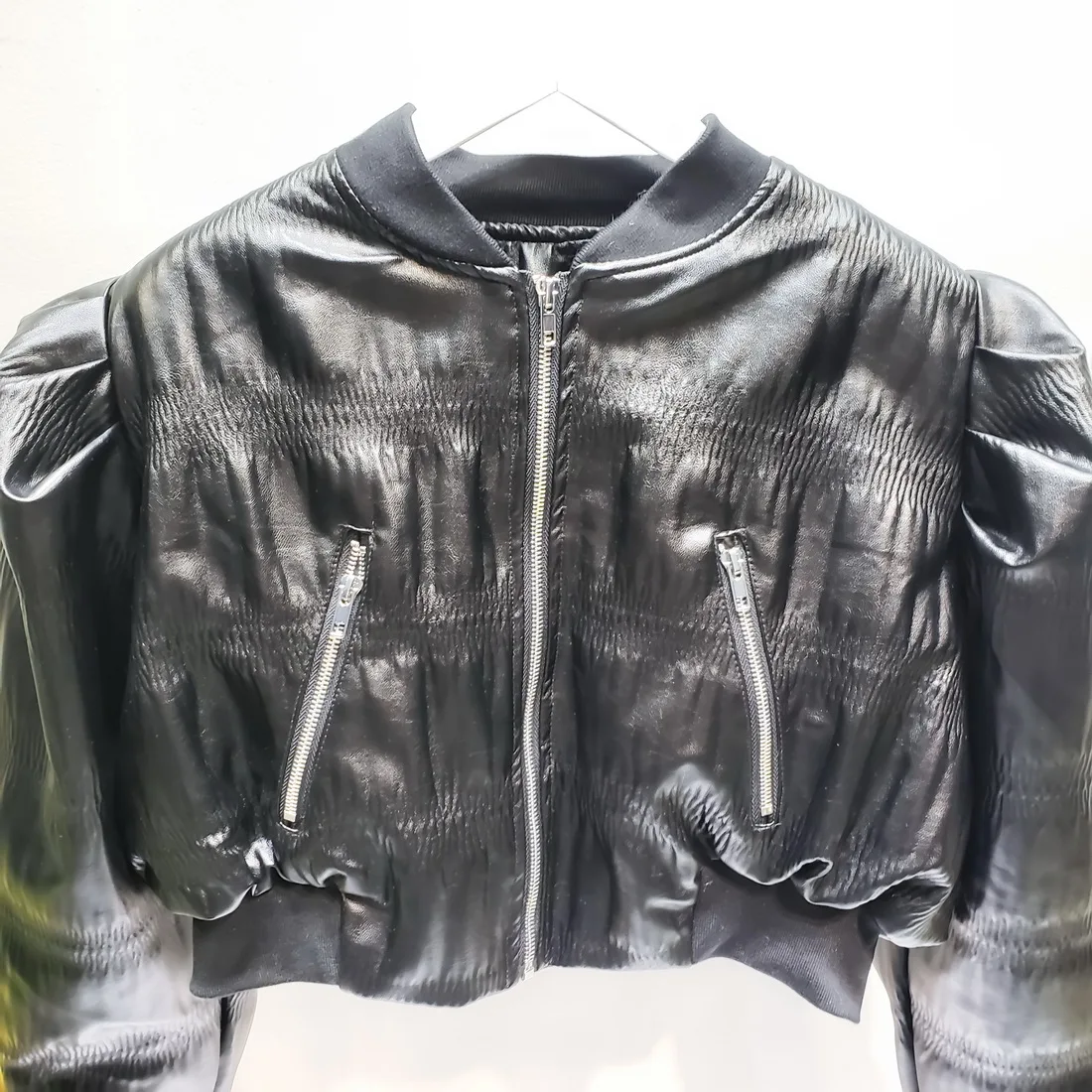 L77street PU embossed sheepskin soft French lantern sleeves short paragraph plus cotton padded cotton clothing leather jacket