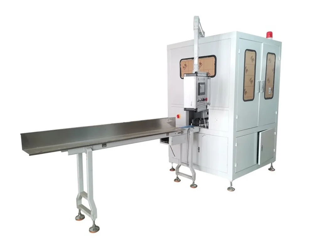 

YG-QZ100 Large Tray Paper Cutting Machine Paper Towel Packing Machine Folding Machine