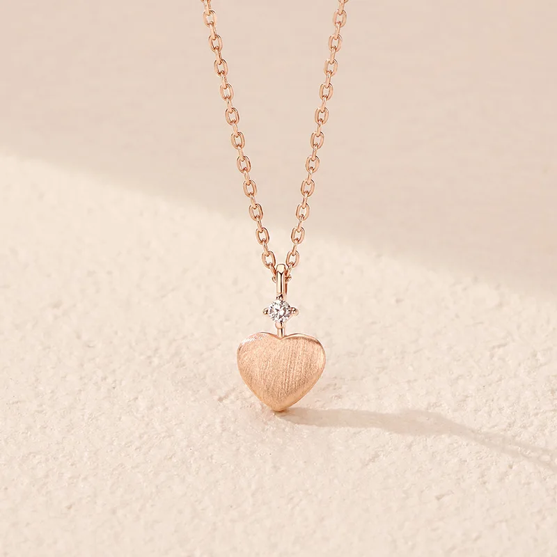

Love Necklace Female Simple Fashion Brushed Peach Heart Pendant Sterling Silver Temperament Clavicle Chain Jewelry