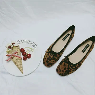 

Winter Shoes Women Shallow Mouth Square Toe Autumn Female Footwear Casual Sneaker Bow-Knot Fall New Dress Butterfly Leisure Butt